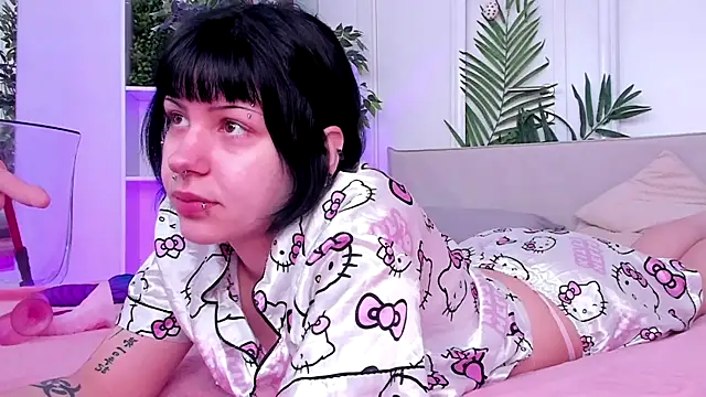 Ashley Alt online show from June 29, 2026, 6:42 am
