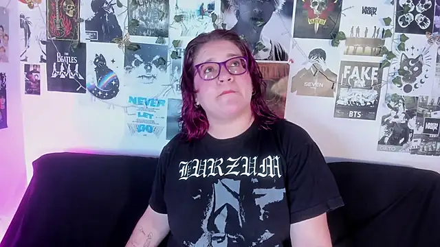 helleen21 online show from June 6, 2026, 7:24 am
