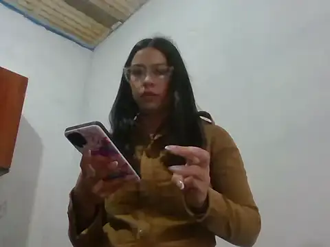 Snapshot of pamelaamorette chatting on May 31, 2026, 7:03 pm pamelaamorette online show from May 31, 2026, 7:03 pm
