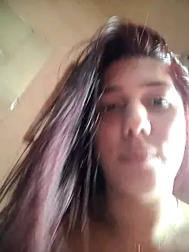 nessaflors2 online show from June 1, 2026, 3:22 pm