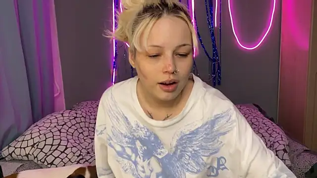 Snapshot of Maria_Sun chatting on May 11, 2026, 6:27 pm Maria Sun online show from May 11, 2026, 6:27 pm