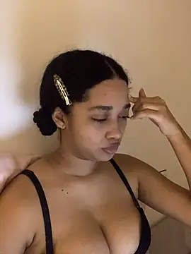  sweetSabrina- online show from June 1, 2026, 10:48 am