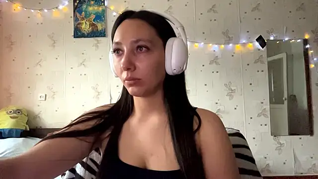 SheeringGape online show from May 28, 2026, 1:35 am