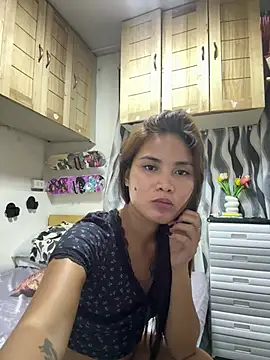 sexyAssPINAY online show from May 6, 2026, 3:21 am
