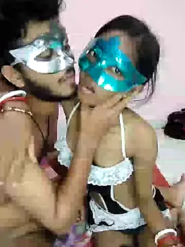 Snapshot of husband_wife_12 chatting on June 11, 2026, 5:43 pm husband wife 12 online show from June 11, 2026, 5:43 pm
