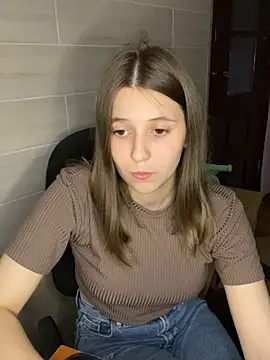 Blossom Emily online show from June 1, 2026, 6:07 pm