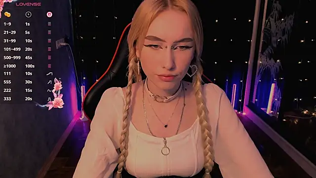 Snapshot of GoddessBambi chatting on May 6, 2026, 7:34 am GoddessBambi online show from May 6, 2026, 7:34 am