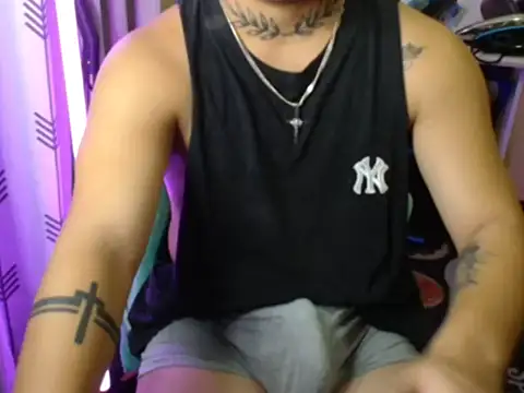 Snapshot of Ashtonfuckingboi chatting on July 20, 2026, 9:28 pm Ashtonfuckingboi online show from July 20, 2026, 9:28 pm