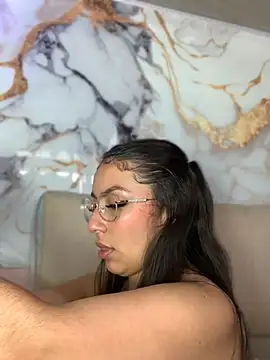 Snapshot of Julieth_ec chatting on June 9, 2026, 1:01 pm Julieth ec online show from June 9, 2026, 1:01 pm