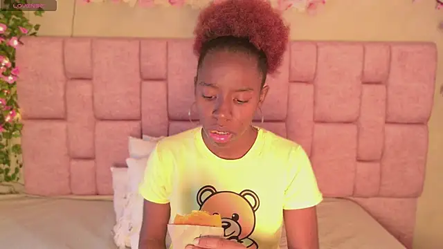 Snapshot of TiffanyEbony_ chatting on May 12, 2026, 1:50 pm TiffanyEbony online show from May 12, 2026, 1:50 pm