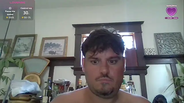 Snapshot of Madamebeton chatting on July 14, 2026, 4:57 pm Madamebeton online show from July 14, 2026, 4:57 pm