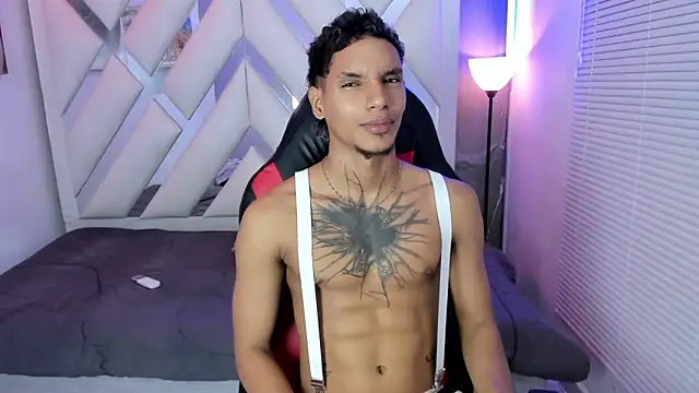 kai storm77 online show from May 16, 2026, 10:42 pm