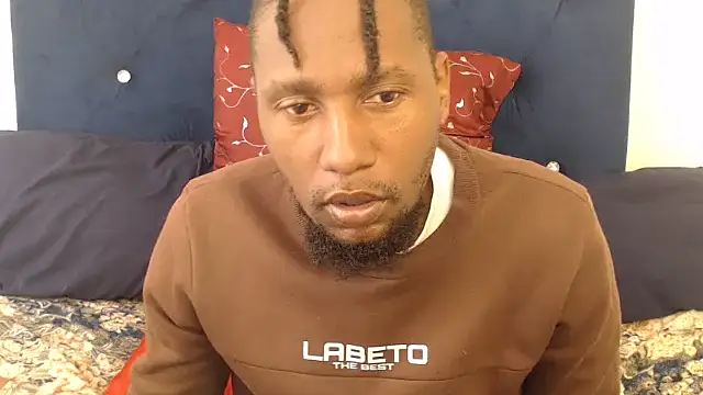 Snapshot of LabetoXXX chatting on June 12, 2026, 1:20 pm LabetoXXX online show from June 12, 2026, 1:20 pm