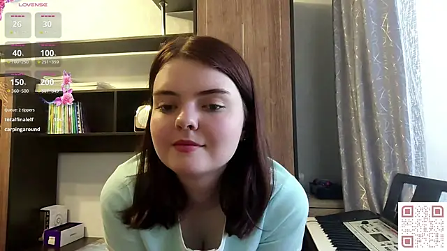 Snapshot of RebelDesiree chatting on May 22, 2026, 9:18 am RebelDesiree online show from May 22, 2026, 9:18 am