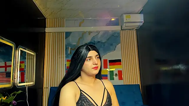 Gaby Gil  online show from June 18, 2026, 12:54 pm