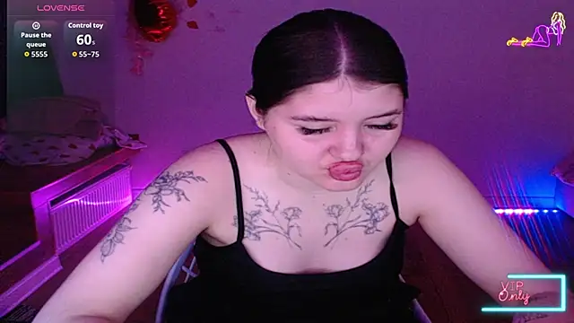 Snapshot of Blackangels chatting on May 15, 2026, 11:25 pm Blackangels online show from May 15, 2026, 11:25 pm