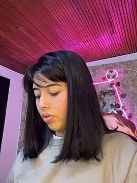 Snapshot of Abril_gap chatting on July 7, 2026, 12:09 pm Abril gap online show from July 7, 2026, 12:09 pm