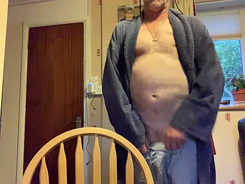 Moonraker64 online show from July 18, 2026, 4:43 am
