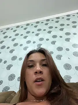 julia868 online show from May 3, 2026, 2:49 am