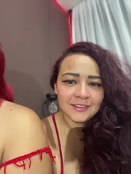 latinahotdivas1 online show from May 26, 2026, 3:15 am