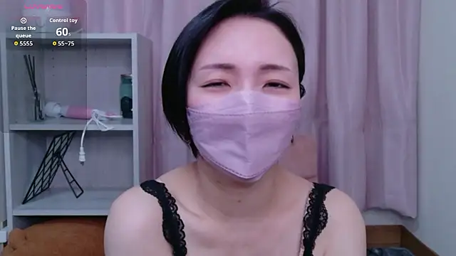  yuri   online show from May 31, 2026, 2:06 am