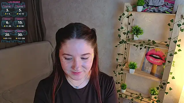 RudyLienna online show from June 10, 2026, 4:24 am