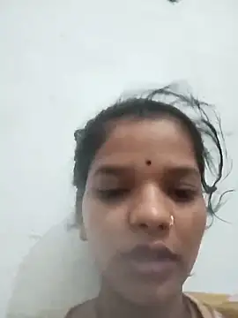 Snapshot of Student_garl_1 chatting on June 21, 2026, 12:38 am Student garl 1 online show from June 21, 2026, 12:38 am