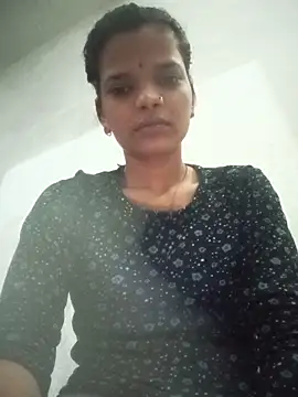 Snapshot of Student_garl_1 chatting on May 28, 2026, 11:21 pm Student garl 1 online show from May 28, 2026, 11:21 pm