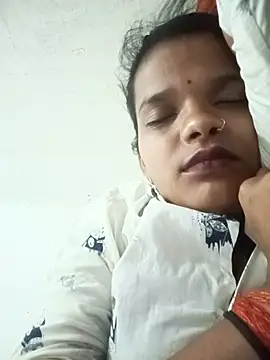 Snapshot of Student_garl_1 chatting on July 5, 2026, 10:27 pm Student garl 1 online show from July 5, 2026, 10:27 pm