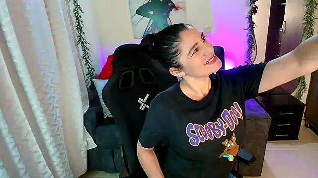 LUCYMILF SEXY online show from July 25, 2026, 2:12 pm