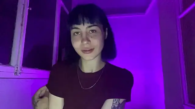 SuccubKira online show from June 4, 2026, 7:51 pm