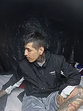 Snapshot of demoni0802 chatting on May 27, 2026, 2:08 am demoni0802 online show from May 27, 2026, 2:08 am