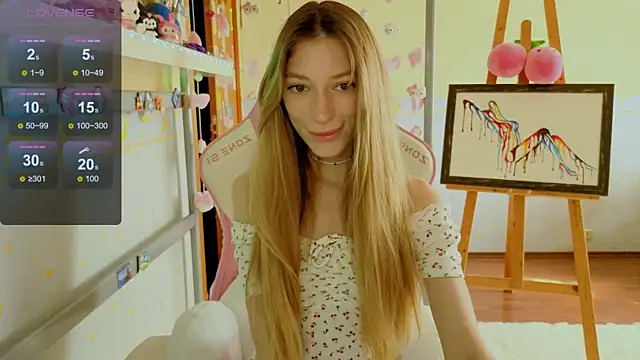 MiaMooonn online show from July 11, 2026, 12:49 pm