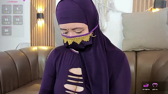 Snapshot of yasmin_dina chatting on May 26, 2026, 3:10 pm yasmin dina online show from May 26, 2026, 3:10 pm