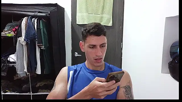 Snapshot of RaulRico chatting on May 9, 2026, 9:07 pm RaulRico online show from May 9, 2026, 9:07 pm