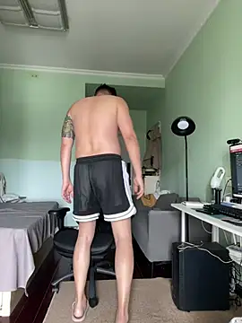 mrcake666 online show from June 25, 2026, 7:46 am