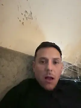 glesgachav online show from May 6, 2026, 1:42 am