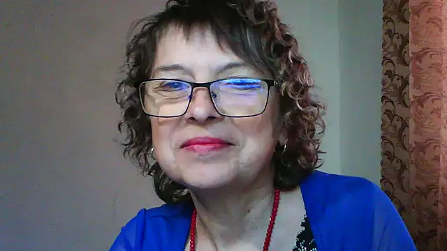 ElizabethGorden online show from June 5, 2026, 4:39 am