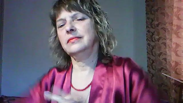 ElizabethGorden online show from May 15, 2026, 3:04 am