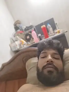 smallIdick 69 online show from May 11, 2026, 5:42 am