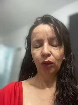 Soy Camila8 online show from May 22, 2026, 11:47 pm