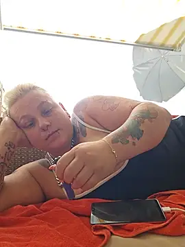 Lady Peggi online show from July 14, 2026, 10:21 am