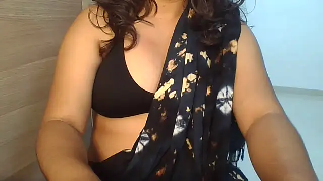Snapshot of sluttytitties69 chatting on July 3, 2026, 8:48 pm sluttytitties69 online show from July 3, 2026, 8:48 pm