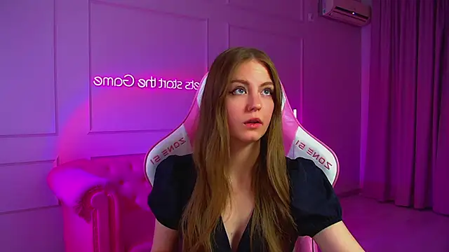 SofiaSarvains online show from June 10, 2026, 6:20 pm