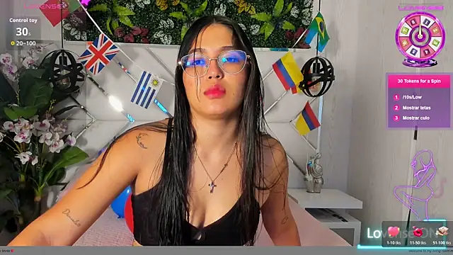 Snapshot of Janett_Moore chatting on July 6, 2026, 1:18 pm Janett Moore online show from July 6, 2026, 1:18 pm