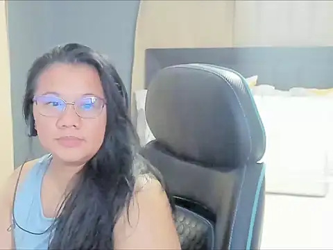 Snapshot of auroramaze88 chatting on May 28, 2026, 6:03 pm auroramaze88 online show from May 28, 2026, 6:03 pm