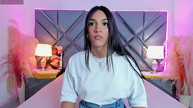 MadisonHerrera online show from May 21, 2026, 5:21 pm