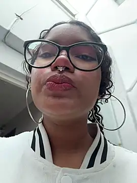 Bunny-fire online show from May 24, 2026, 7:14 pm