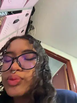 Bunny-fire online show from May 5, 2026, 7:06 pm