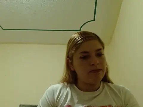 Snapshot of Catalina_sweet_ws chatting on May 9, 2026, 11:30 pm Catalina sweet ws online show from May 9, 2026, 11:30 pm